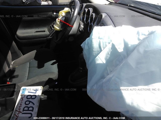 2T1KR30E77C653842 - 2007 TOYOTA COROLLA MATRIX XR SILVER photo 5