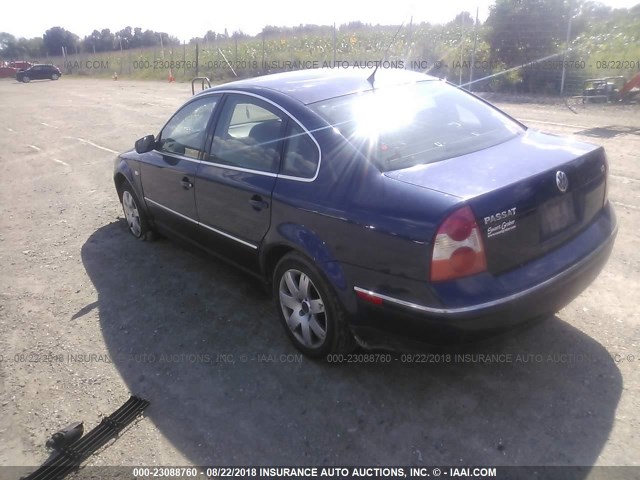 WVWRH63B03P290994 - 2003 VOLKSWAGEN PASSAT GLX BLUE photo 3