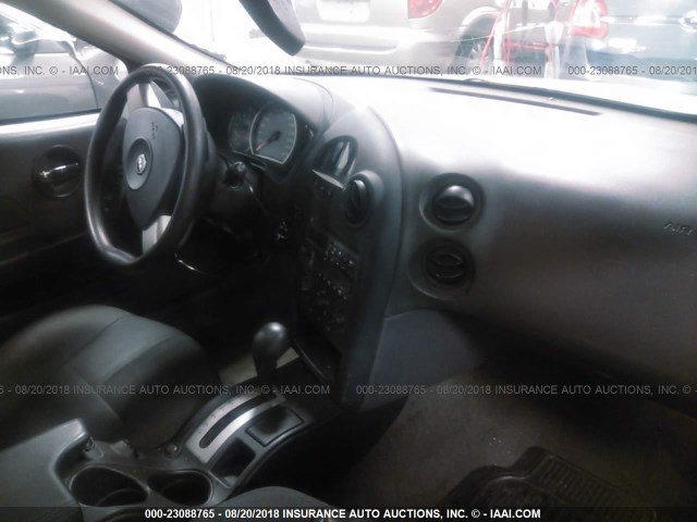 2G2WP522251151584 - 2005 PONTIAC GRAND PRIX Білий фото 5