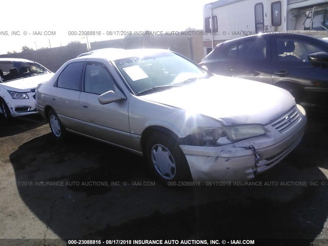 4T1BG22K2XU573222 - 1999 TOYOTA CAMRY CE/LE/XLE 金色 照片 1