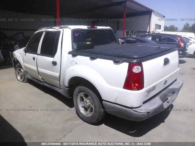 1FMZU67K65UB40197 - 2005 FORD EXPLORER SPORT TR  WHITE photo 3