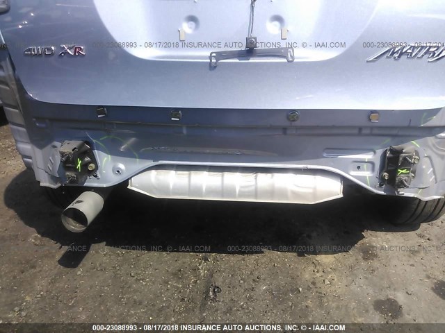 2T1LR32E15C368357 - 2005 TOYOTA COROLLA MATRIX XR BLUE photo 6