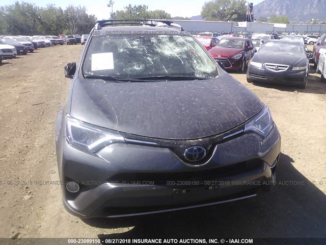 2T3WFREV0JW419206 - 2018 TOYOTA RAV4 ADVENTURE/XLE 灰色 照片 6