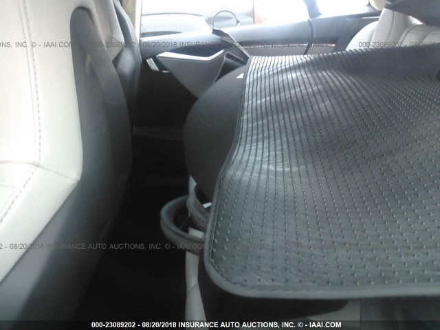 5YJSA1CN5CFP02680 - 2012 TESLA MODEL S WHITE photo 8