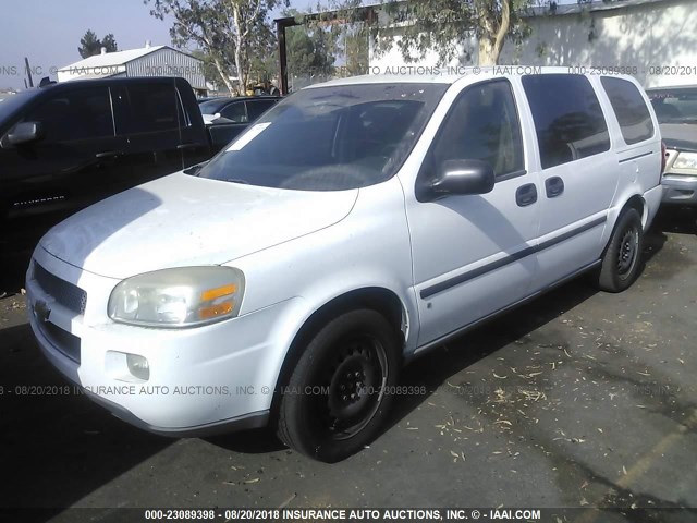 1GNDV23W57D182870 - 2007 CHEVROLET UPLANDER LS WHITE photo 2