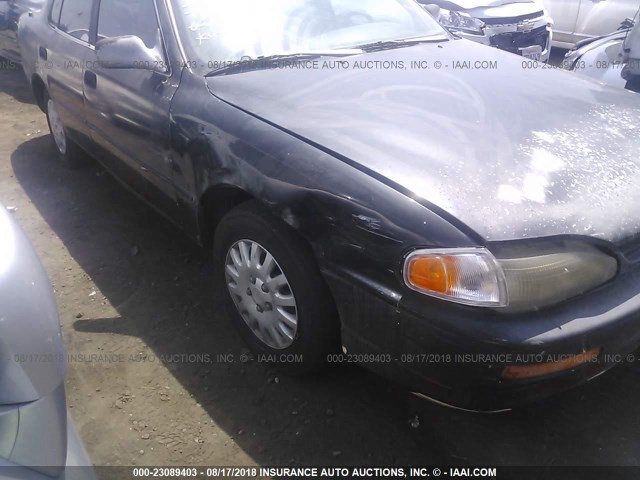 4T1BG12K9TU736100 - 1996 TOYOTA CAMRY DX/LE/XLE BLACK photo 6