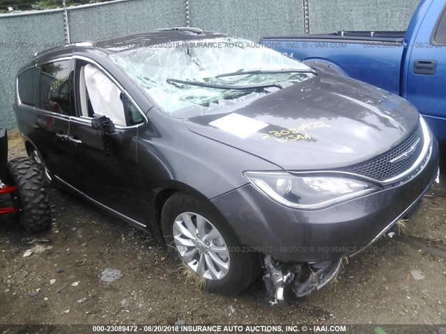 2C4RC1EG4JR291801 - 2018 CHRYSLER PACIFICA TOURING L PLUS GRAY photo 1
