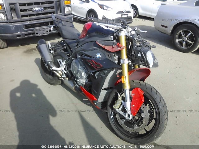 WB10D6208JZ762314 - 2018 BMW S 1000 R RED photo 1