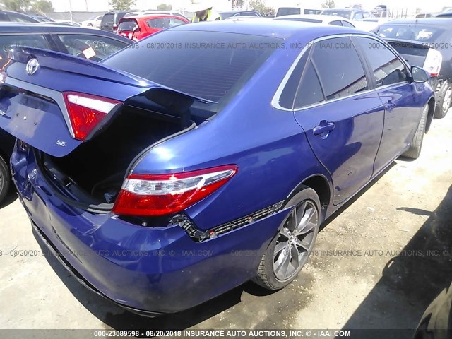 4T1BF1FK8FU916329 - 2015 TOYOTA CAMRY LE/XLE/SE/XSE 蓝色 照片 4