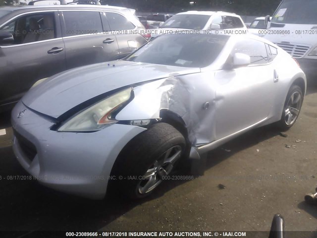 JN1AZ44EX9M409638 - 2009 NISSAN 370Z SILVER photo 2