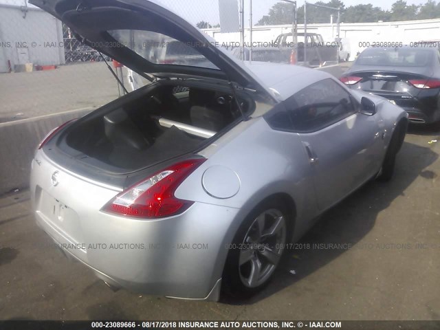 JN1AZ44EX9M409638 - 2009 NISSAN 370Z SILVER photo 4