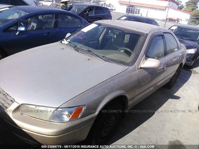 4T1BF22K3WU040992 - 1998 TOYOTA CAMRY CE/LE/XLE TAN photo 2