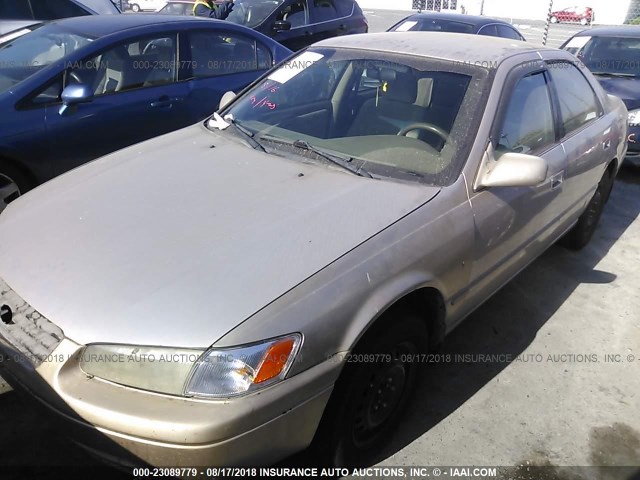 4T1BF22K3WU040992 - 1998 TOYOTA CAMRY CE/LE/XLE TAN photo 6