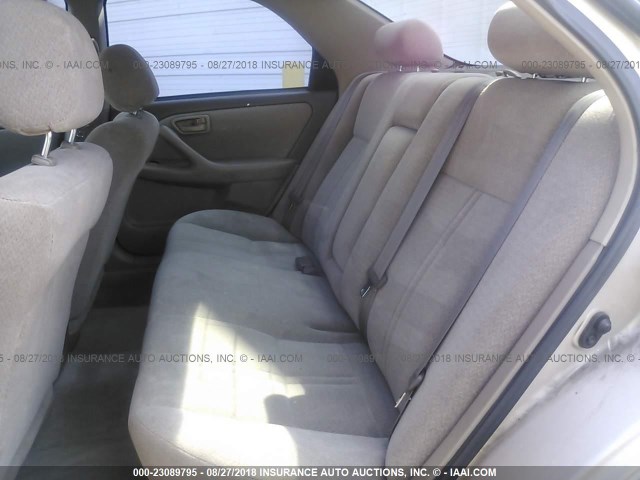 4T1BG22K31U064490 - 2001 TOYOTA CAMRY CE/LE/XLE თაფლისფერი ფოტო 8