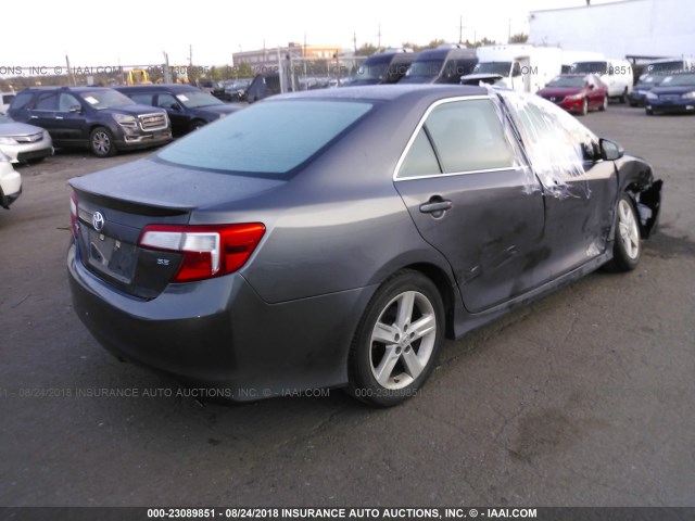 4T1BF1FK8EU411602 - 2014 TOYOTA CAMRY L/SE/LE/XLE 灰色 照片 4