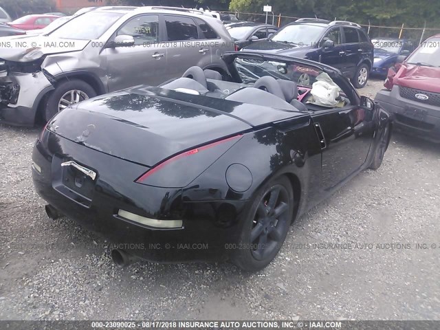 JN1AZ36A34T012453 - 2004 NISSAN 350Z ROADSTER BLACK photo 4