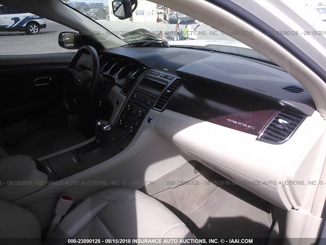 1FAHP2EW4CG134793 - 2012 FORD TAURUS SEL WHITE photo 5