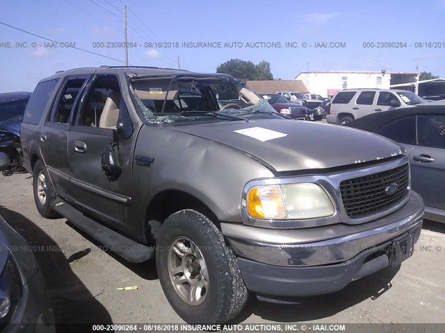 1FMRU15L02LA64394 - 2002 FORD EXPEDITION XLT GOLD photo 1