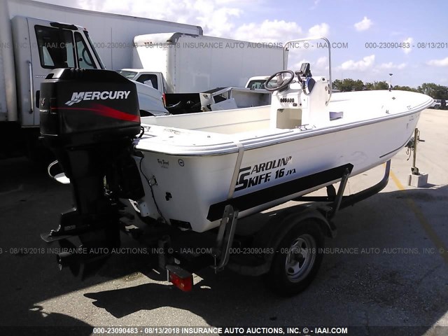 EKH0T742I011 - 2011 CAROLINA SKIFF BOAT  WHITE photo 4