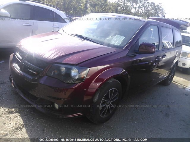 2C4RDGBG5JR221552 - 2018 DODGE GRAND CARAVAN SE MAROON photo 2