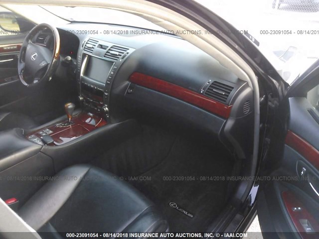 JTHGL46F075014002 - 2007 LEXUS LS BLACK photo 5