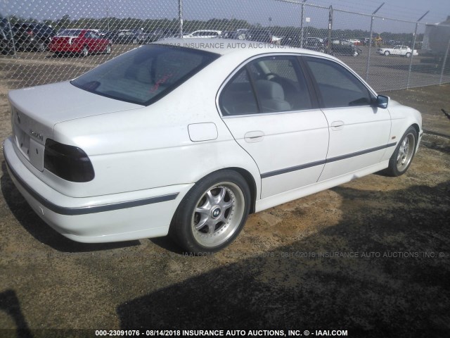 WBADE5320VBV90836 - 1997 BMW 540 I WHITE photo 4