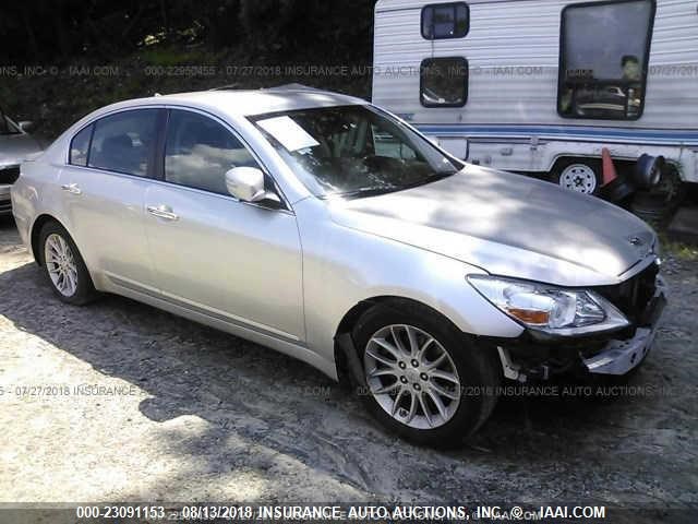 KMHGC4DE1BU131335 - 2011 HYUNDAI GENESIS 3.8L SILVER photo 1