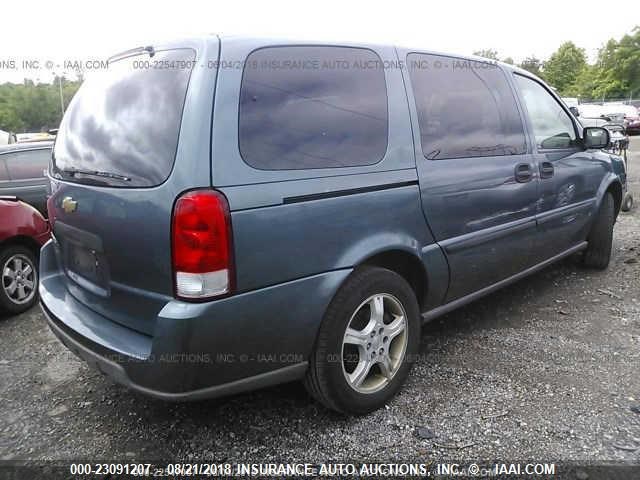 1GNDV23137D157423 - 2007 CHEVROLET UPLANDER GRAY photo 4