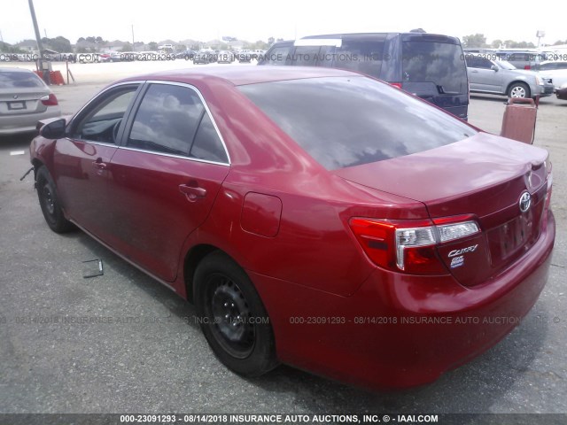 4T1BF1FKXCU526599 - 2012 TOYOTA CAMRY SE/LE/XLE 红色 照片 3