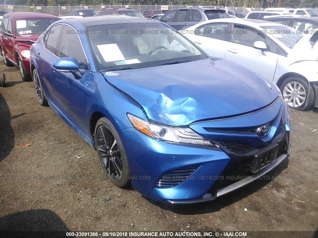 4T1BZ1HK4JU002558 - 2018 TOYOTA CAMRY XSE/XLE BLUE photo 1