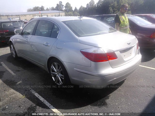 KMHGC4DE4BU121012 - 2011 HYUNDAI GENESIS 3.8L SILVER photo 3