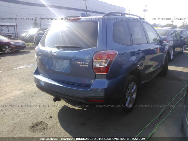 JF2SJAFC0GH430721 - 2016 SUBARU FORESTER 2.5I PREMIUM BLUE photo 4