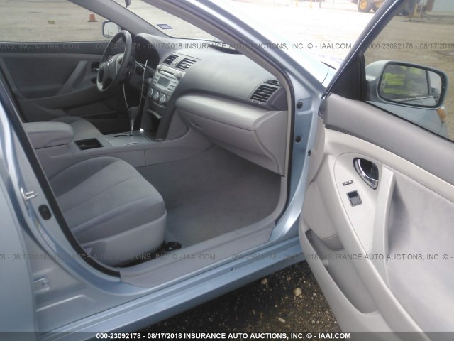 4T1BE46K88U780968 - 2008 TOYOTA CAMRY CE/LE/XLE/SE Light Blue photo 5
