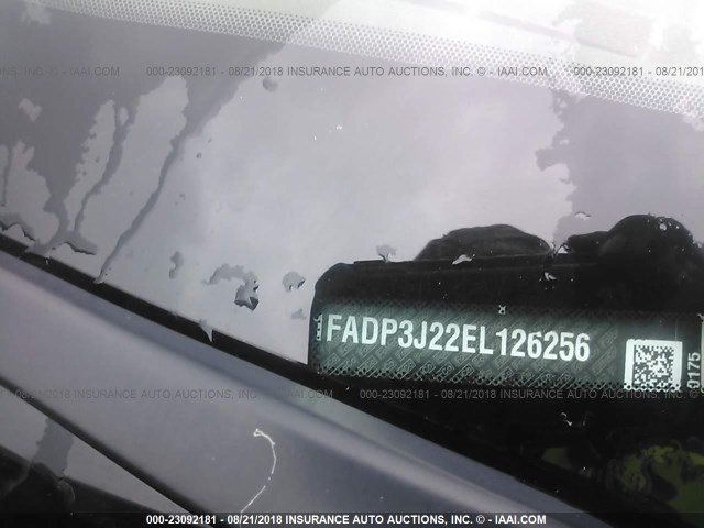 1FADP3J22EL126256 - 2014 FORD FOCUS TITANIUM WHITE photo 9