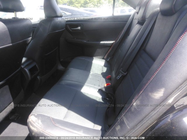 4T1BF1FK3HU281765 - 2017 TOYOTA CAMRY LE/XLE/SE/XSE 黑色 照片 8