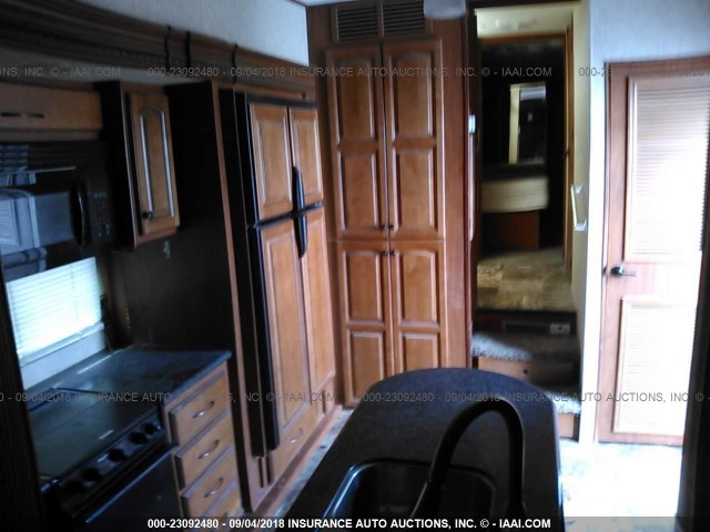 5SFBG3825BE234004 - 2011 HEARTLAND BIG COUNTRY  შამპანური ფოტო 5