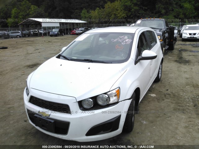 1G1JA6SH4C4164056 - 2012 CHEVROLET SONIC LS WHITE photo 2