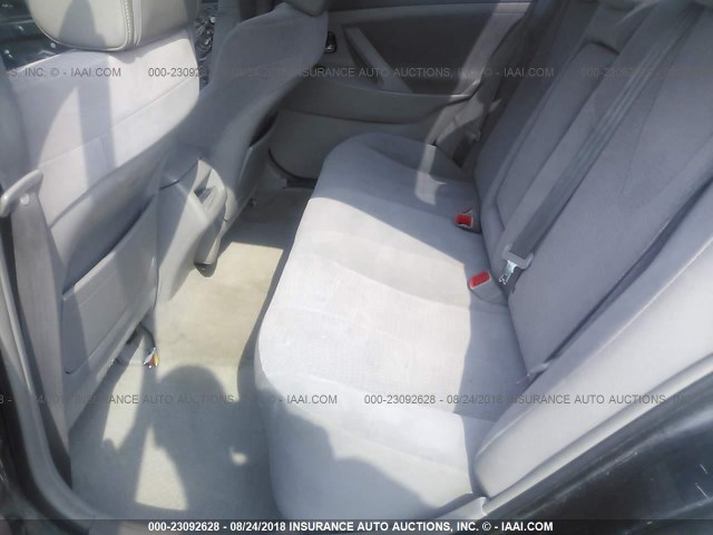 4T1BF3EK5AU004831 - 2010 TOYOTA CAMRY SE/LE/XLE ნაცრისფერი ფოტო 8