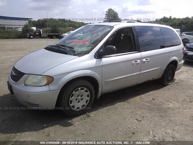 2C4GP44383R318688 - 2003 CHRYSLER TOWN & COUNTRY LX SILVER photo 2
