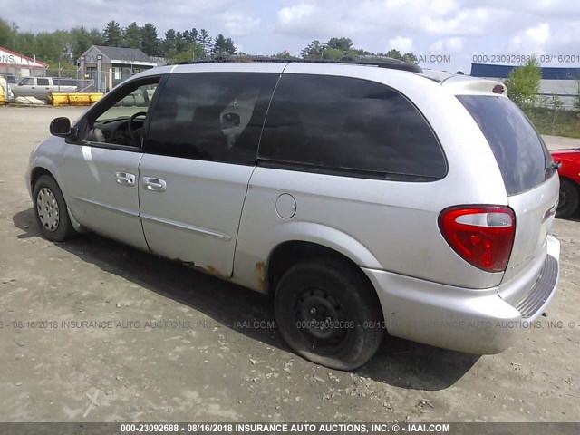 2C4GP44383R318688 - 2003 CHRYSLER TOWN & COUNTRY LX SILVER photo 3