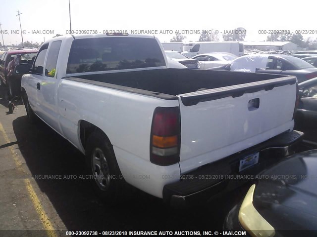 2GCEC19T021247364 - 2002 CHEVROLET SILVERADO C1500 WHITE photo 3