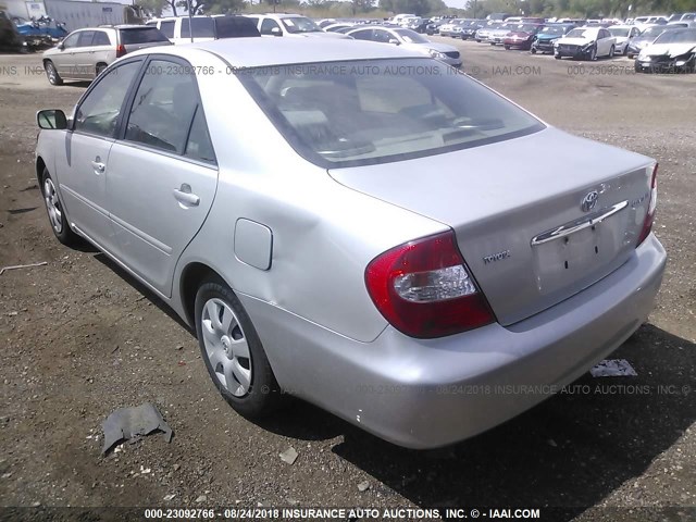 4T1BE32K63U204272 - 2003 TOYOTA CAMRY LE/XLE/SE 银色 照片 3