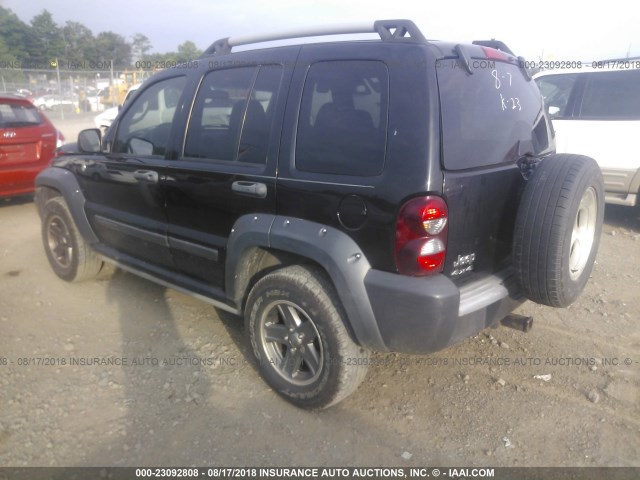 1J4GL38K85W720237 - 2005 JEEP LIBERTY RENEGADE BLACK photo 3