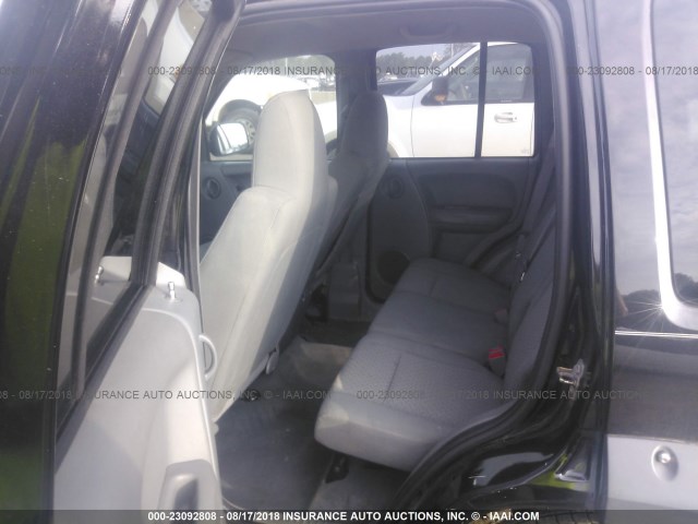 1J4GL38K85W720237 - 2005 JEEP LIBERTY RENEGADE BLACK photo 8