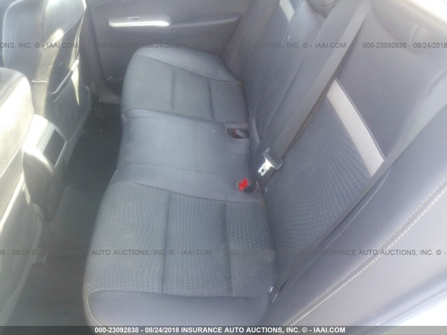 4T1BF1FK2DU284358 - 2013 TOYOTA CAMRY L/SE/LE/XLE Gümüş foto 8