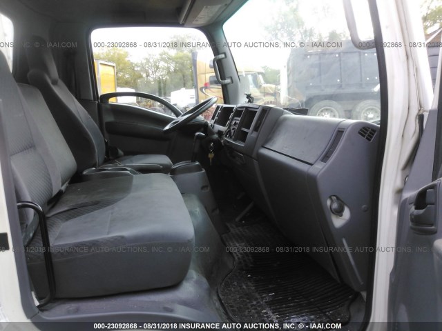 JALE5W166E7300572 - 2014 ISUZU NRR WHITE photo 5