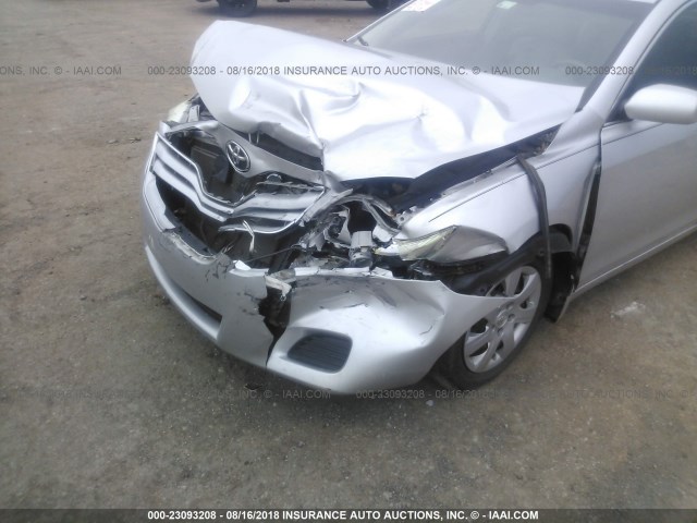 4T4BF3EK1AR047052 - 2010 TOYOTA CAMRY SE/LE/XLE ვერცხლისფერი ფოტო 6