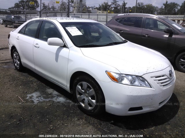 4T1BE46K47U630564 - 2007 TOYOTA CAMRY NEW GENERAT CE/LE/XLE/SE WHITE photo 1