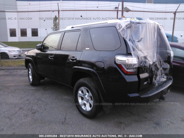 JTEBU5JR4J5531290 - 2018 TOYOTA 4RUNNER SR5 PREM/LTDL/TRAIL/TRD BLACK photo 3