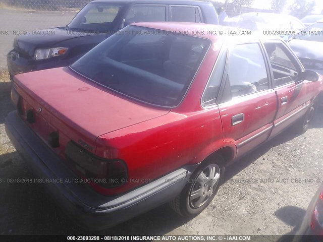 1Y1SK5466LZ117978 - 1990 GEO PRIZM LSI RED photo 4